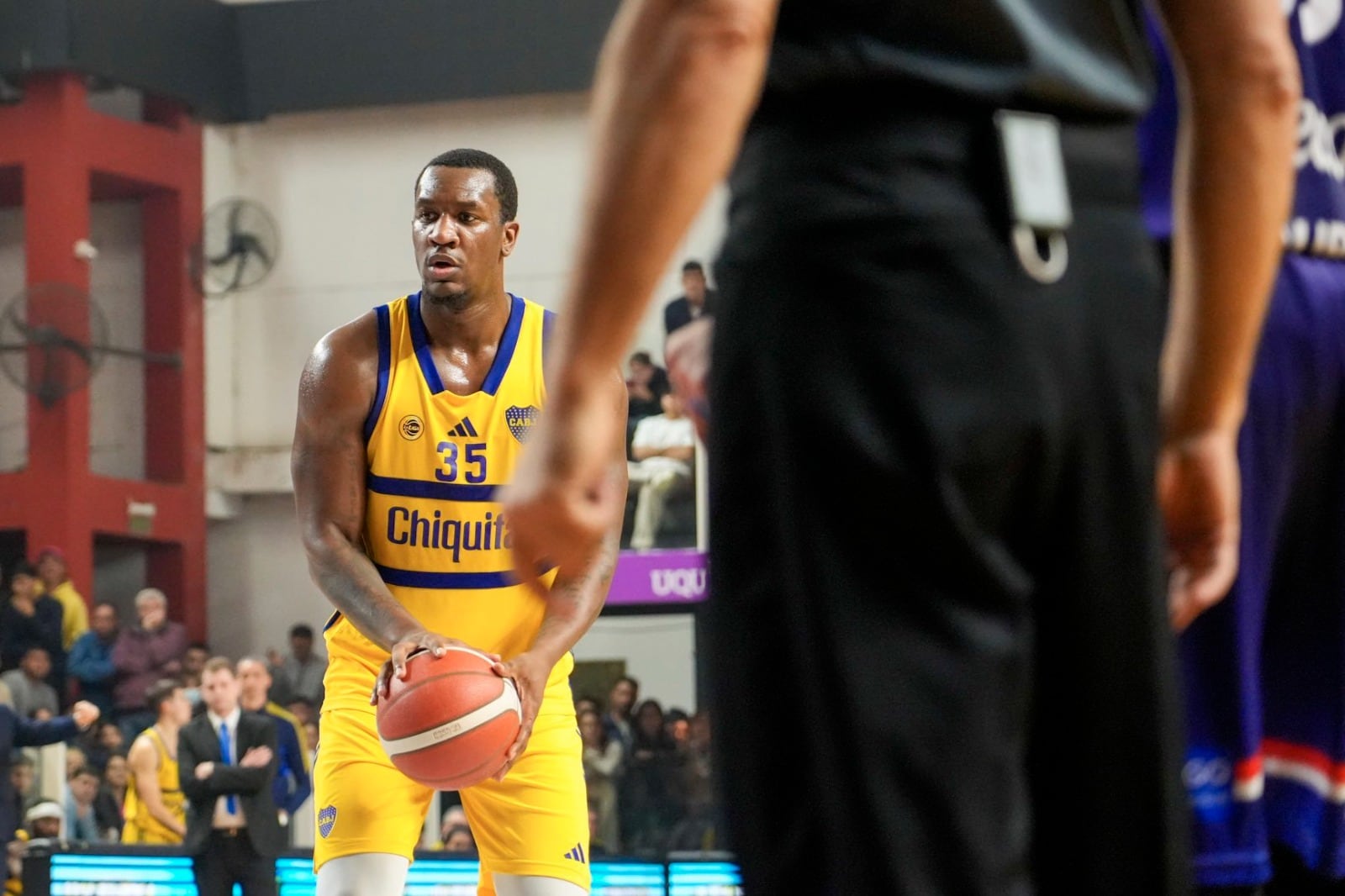 Raven Barber, una máquina de efectividad en el poste bajo.