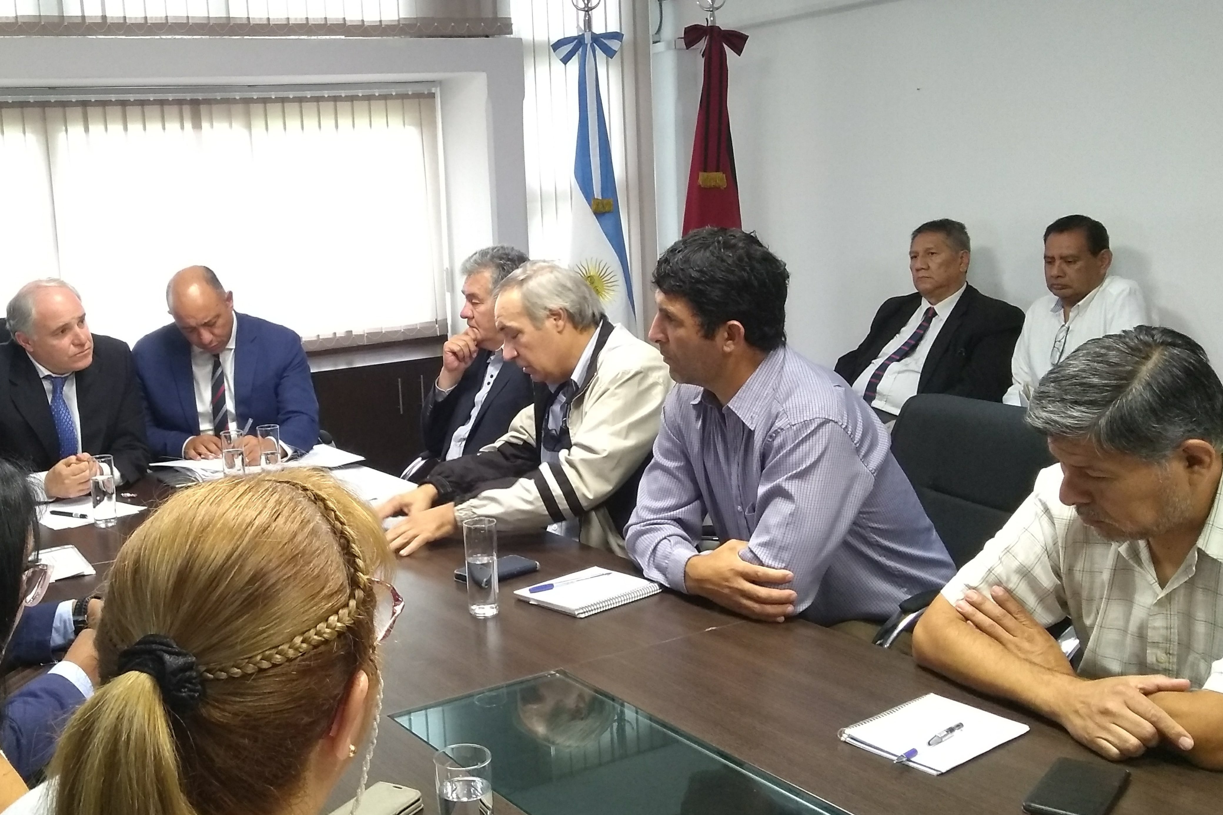 Canepa y Dib Ashur recibieron a los representantes de gremios docentes