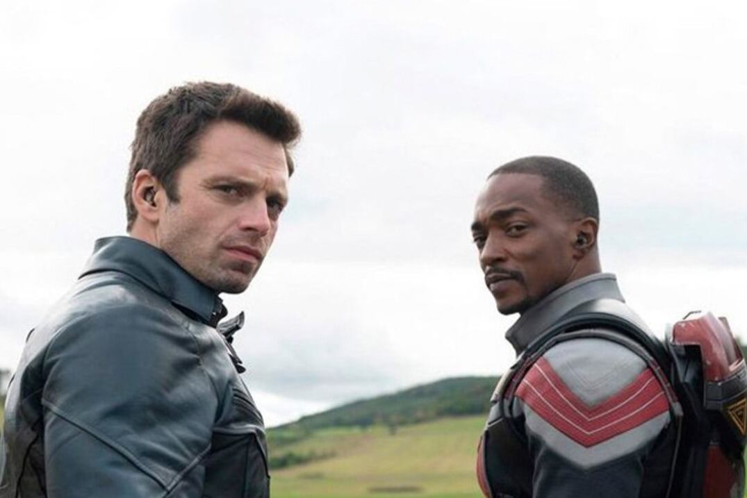Sebastian Stan y Anthony Mackie, la extraña pareja de la serie.