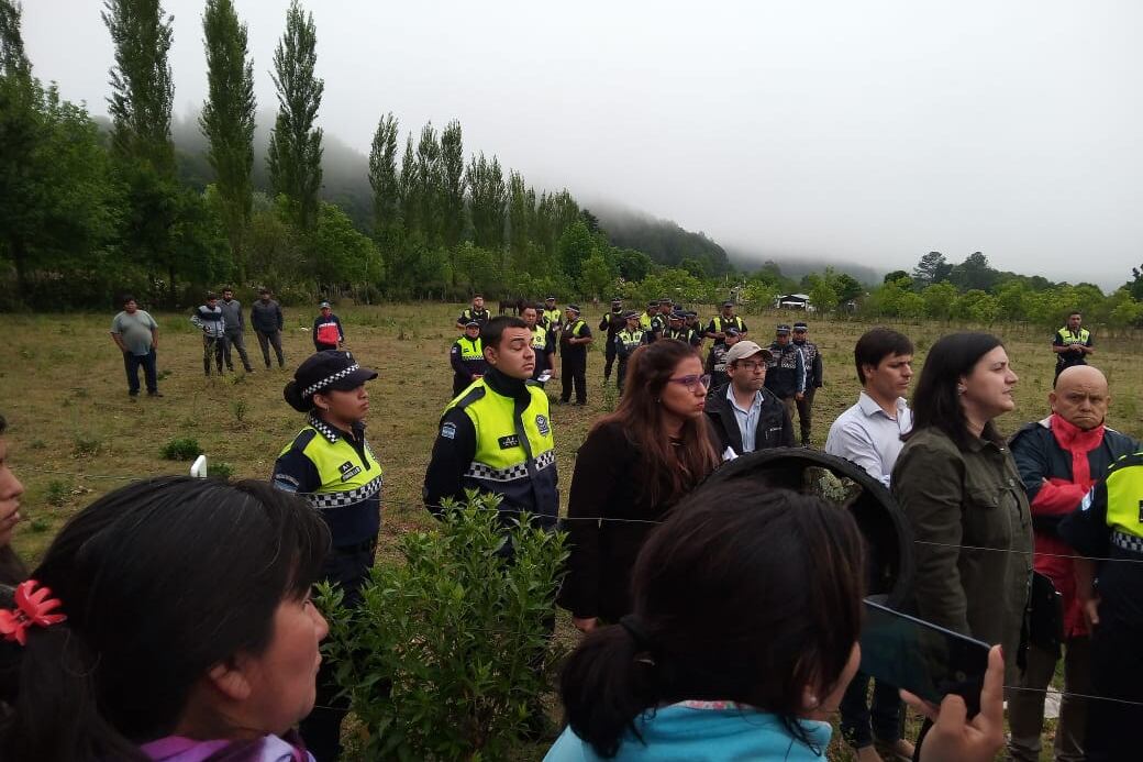 Operativo en Tolombón para desalojar a un anciano.