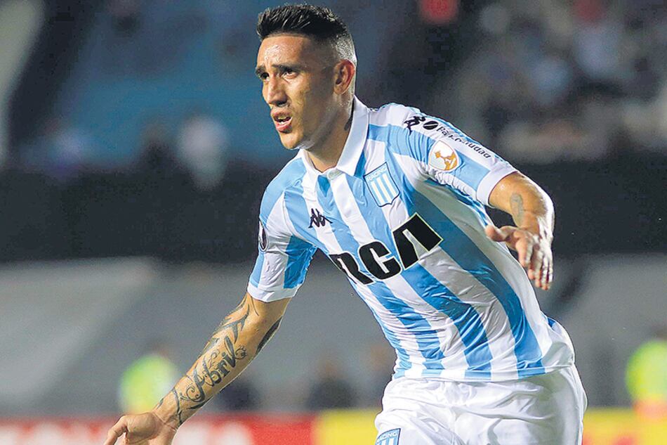 Centurión venía siendo una pieza clave, por eso sorprendió que no fuera titular en Tucumán.