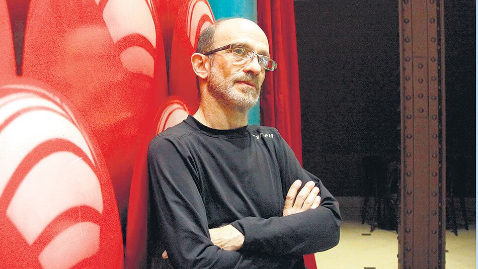 Eduardo Wolovelsky es biólogo y coordina un Programa de Comunicación sobre la Ciencia.