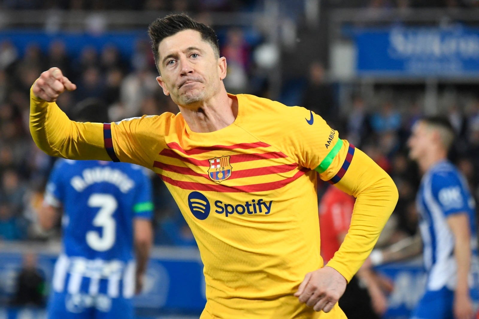 Robert Lewandowski cortó su racha sin goles para Barcelona