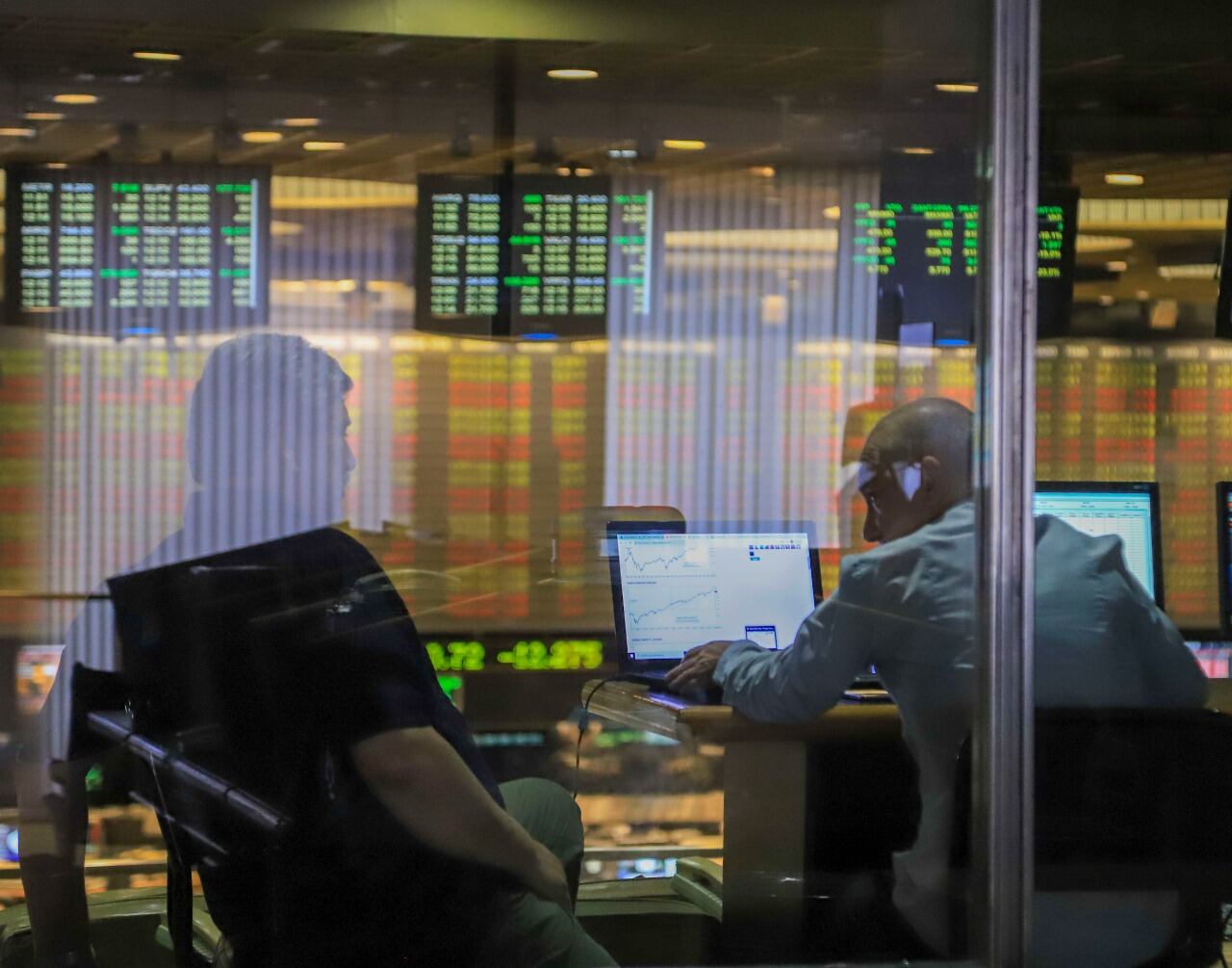 El Merval cayó 0,92 por ciento. 