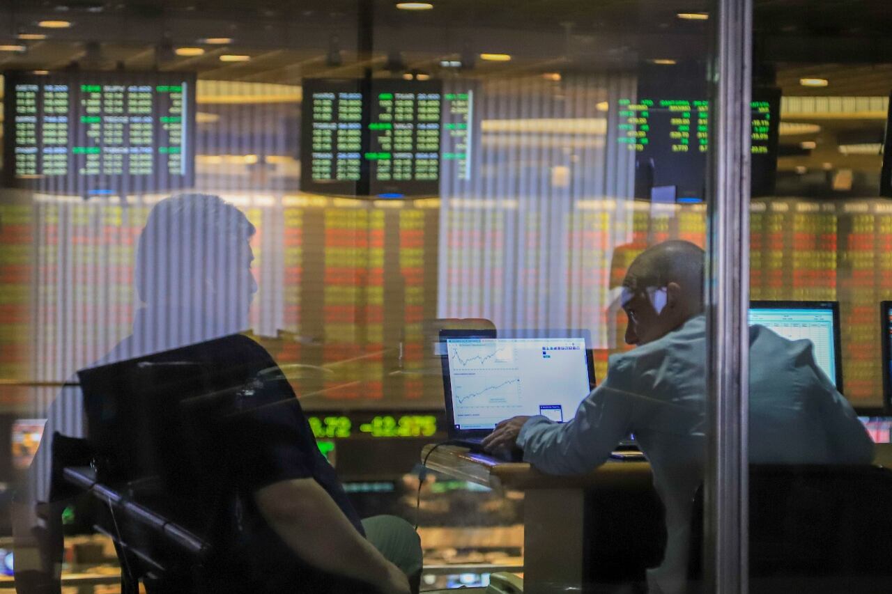 El Merval cayó 0,92 por ciento.