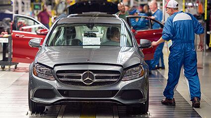 Los Mercedes-Benz como éste fabricados en Alabama vuelven a China con aranceles reducidos.
