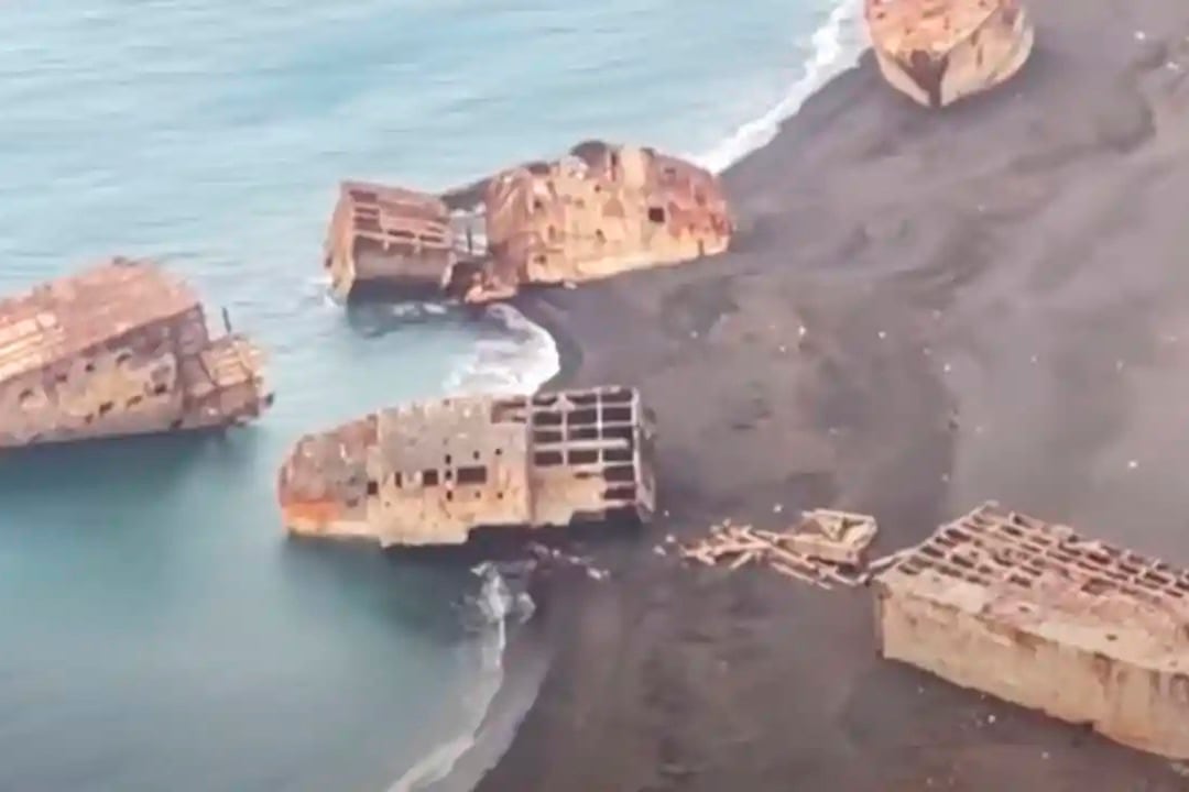 Los barcos que salieron a flote llevaban hundidos más de tres cuertos de siglo. 