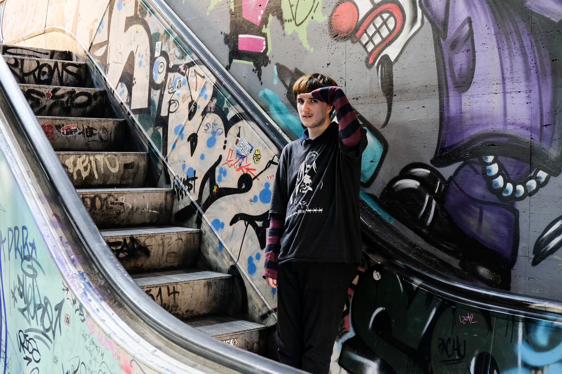 "Soy de una generación apegada al dolor, la tristeza y toda esa cultura", dice Santino, el pibe detrás de Gladyson Panther