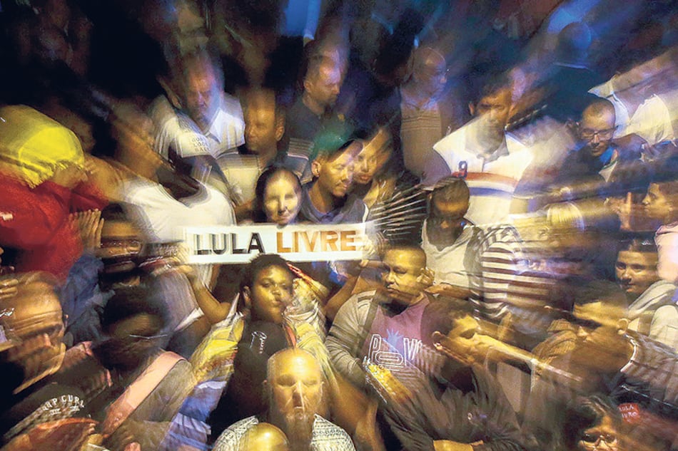 Simpatizantes de Lula piden su liberación; el líder del PT está detenido desde el 7 de abril.