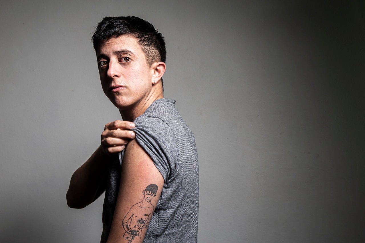 "Los tipos trans queremos estar del otro lado" dice Sabino Gazzaniga, quien dirige y da testimonio en este documental.