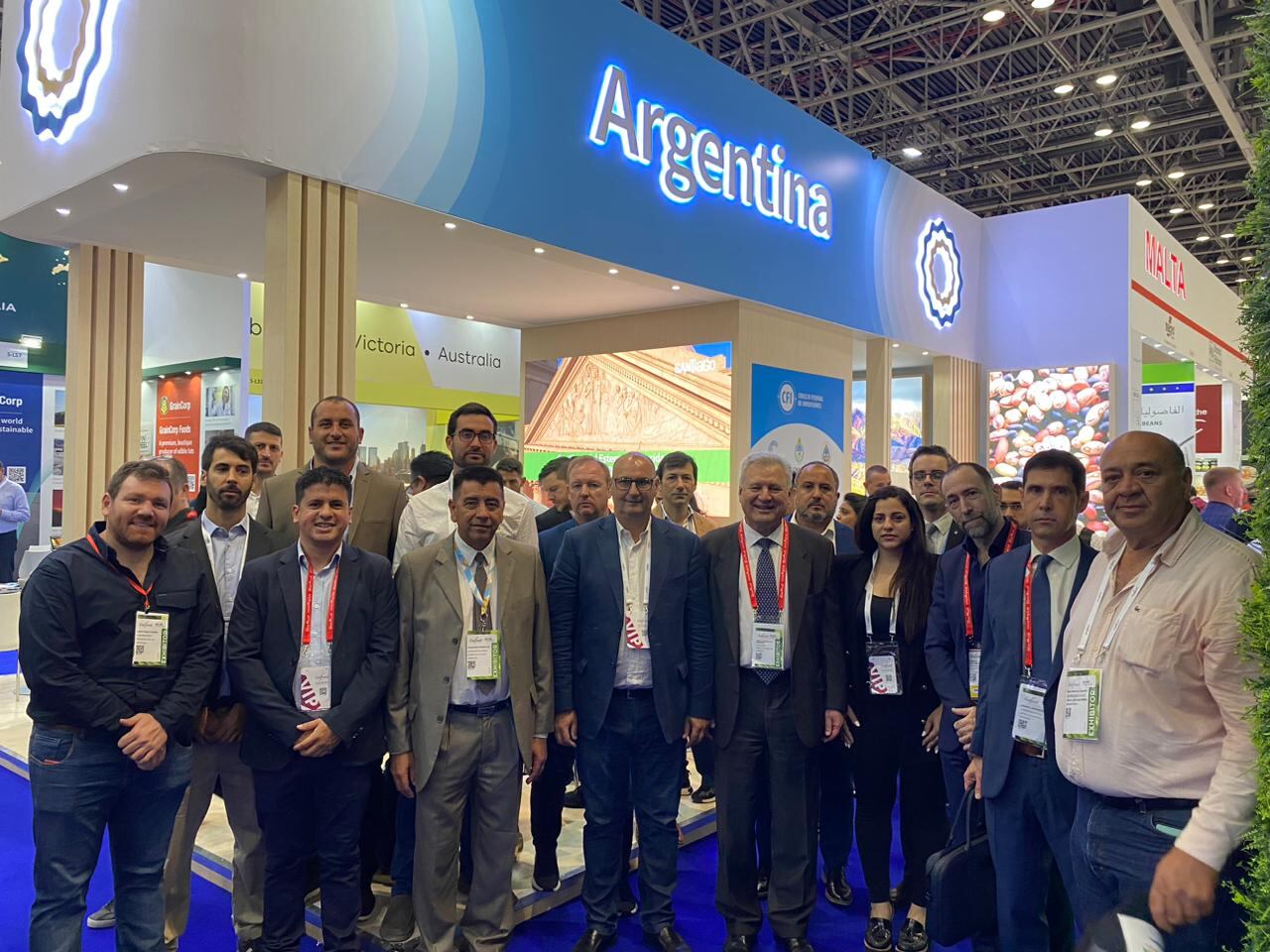 La comitiva catamarqueña en la feria.