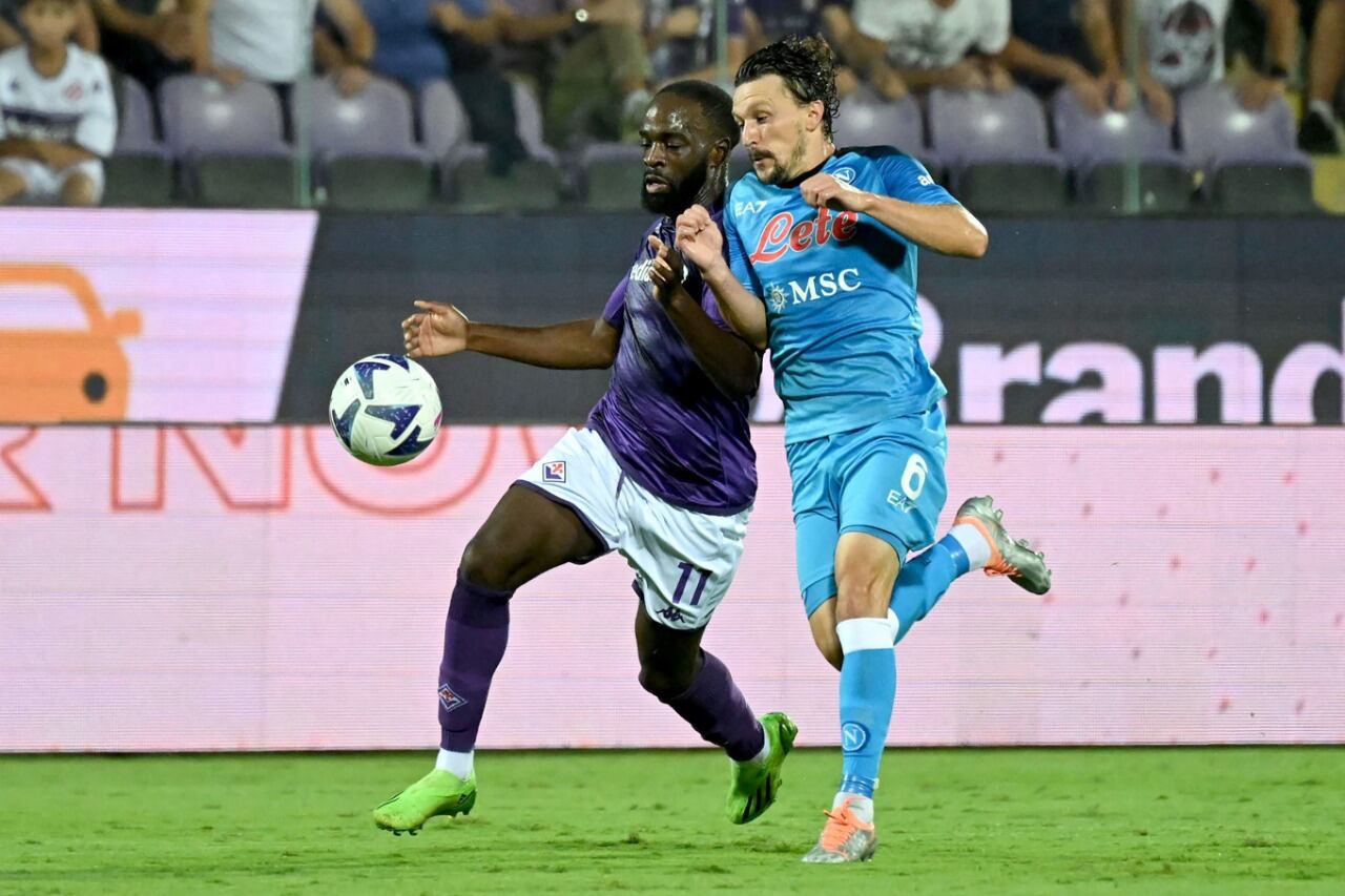 La Viola empató sin goles de local ante Napoli