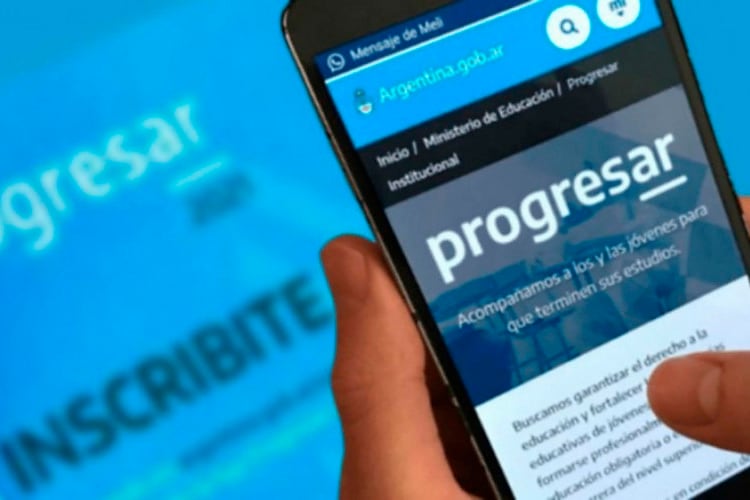 La incorporación del sector privado al esquema de becas representa un cambio estructural en la orientación del programa Progresar