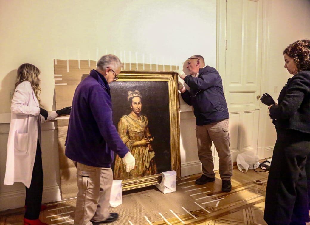 El cuadro robado durante el nazismo, encontrado en Mar del Plata, fue trasladado al Palacio de Tribunales
