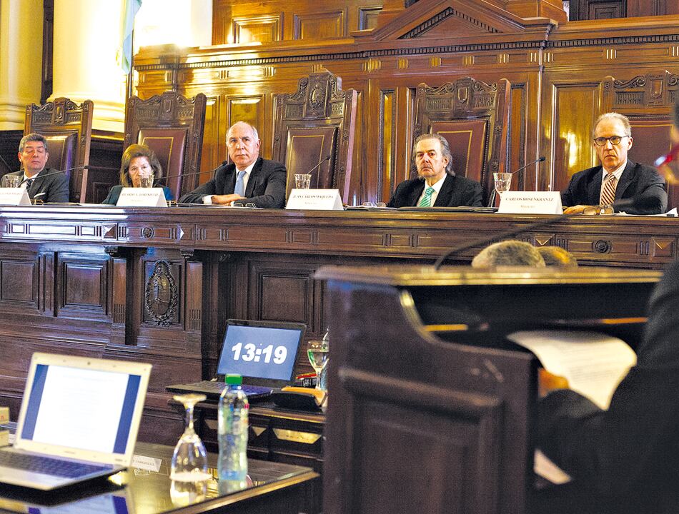 Horacio Rosatti, Carlos Rosenkrantz y Elena Highton formaron la mayoría. Juan Carlos Maqueda y Ricardo Lorenzetti se opusieron.