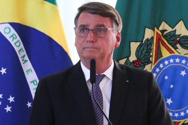 El presidente de Brasil, Jair Bolsonaro, durante encuentro con embajadores / captura video