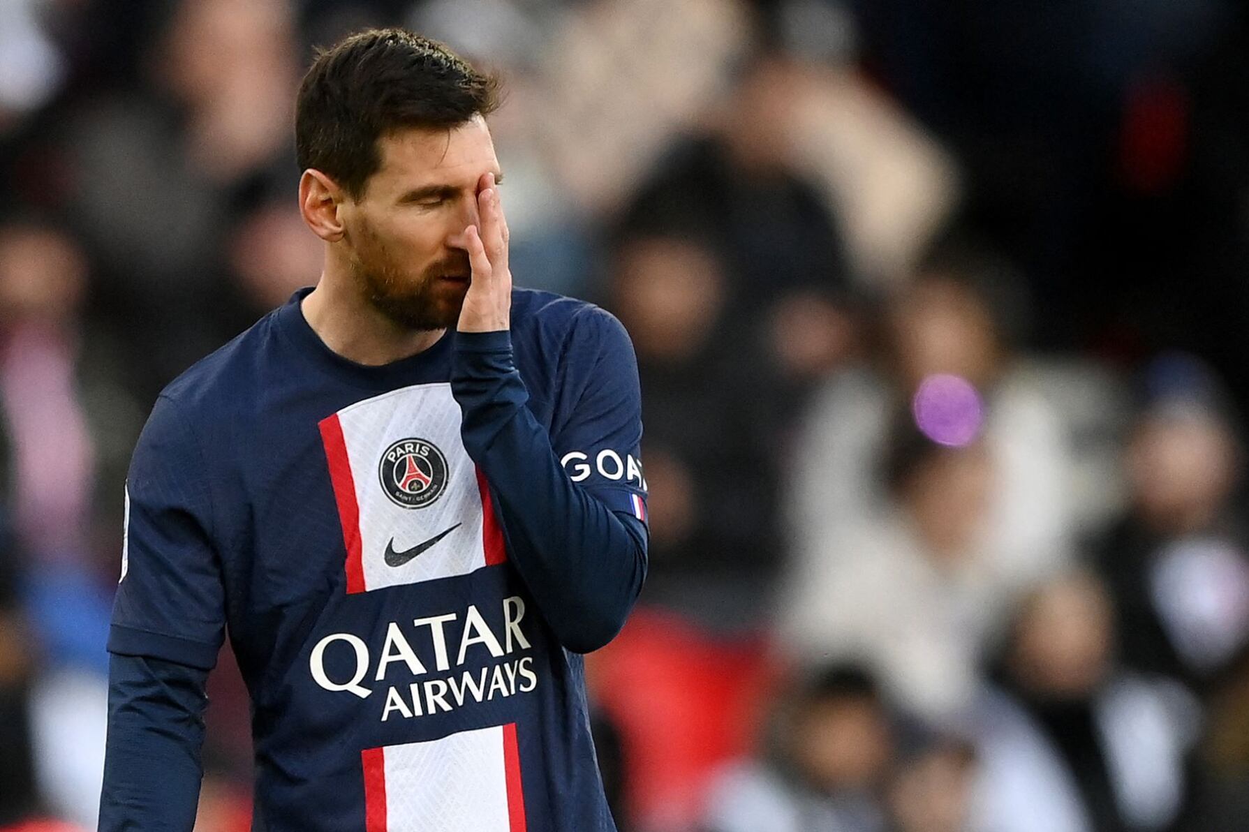 Messi, frustrado por quedar afuera de la Champions League (Foto: AFP).