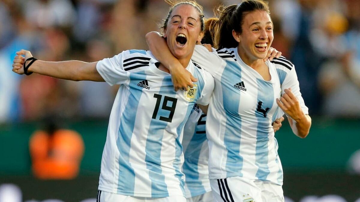 Festejo del seleccionado argentino femenino.