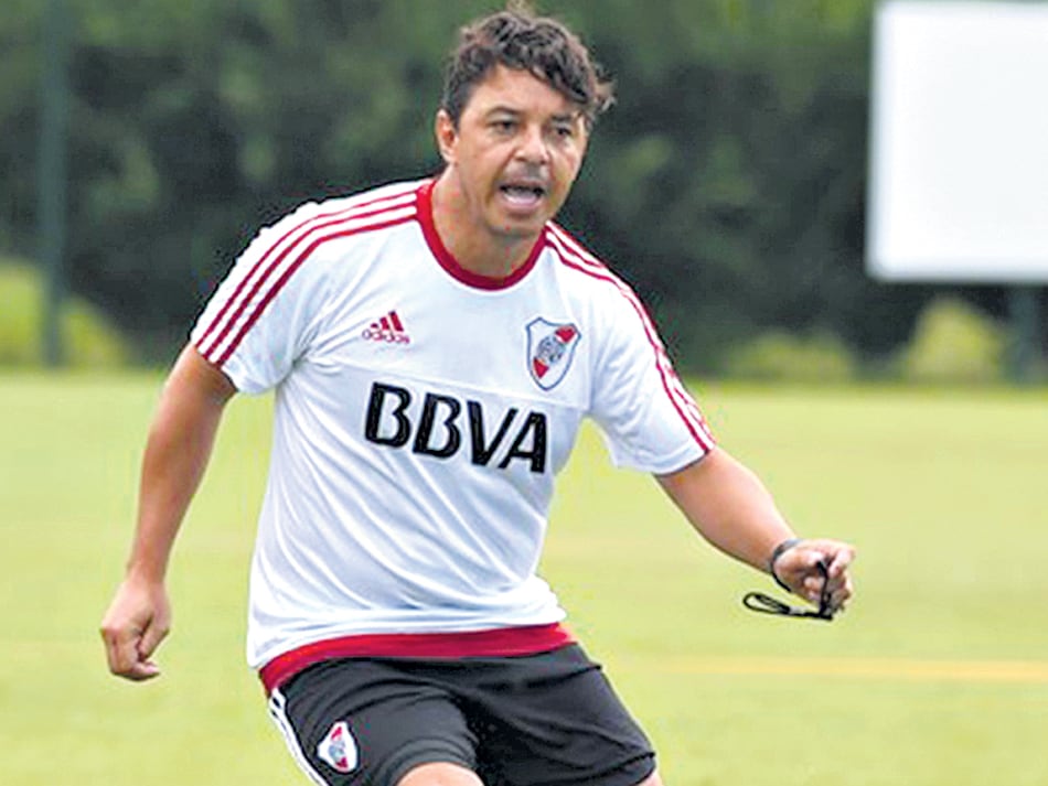 Gallardo trabajó con Maidana y Ponzio restablecidos.