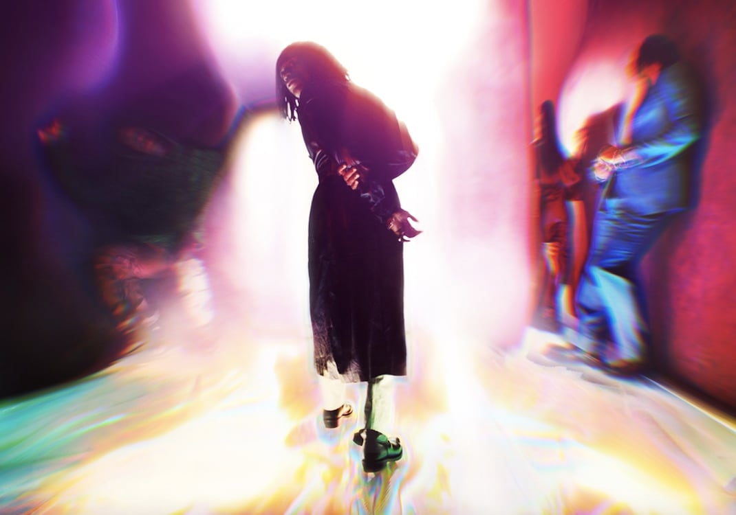 Un detalle de la portada del disco de Obongjayar, entre los otros mejores del 2022