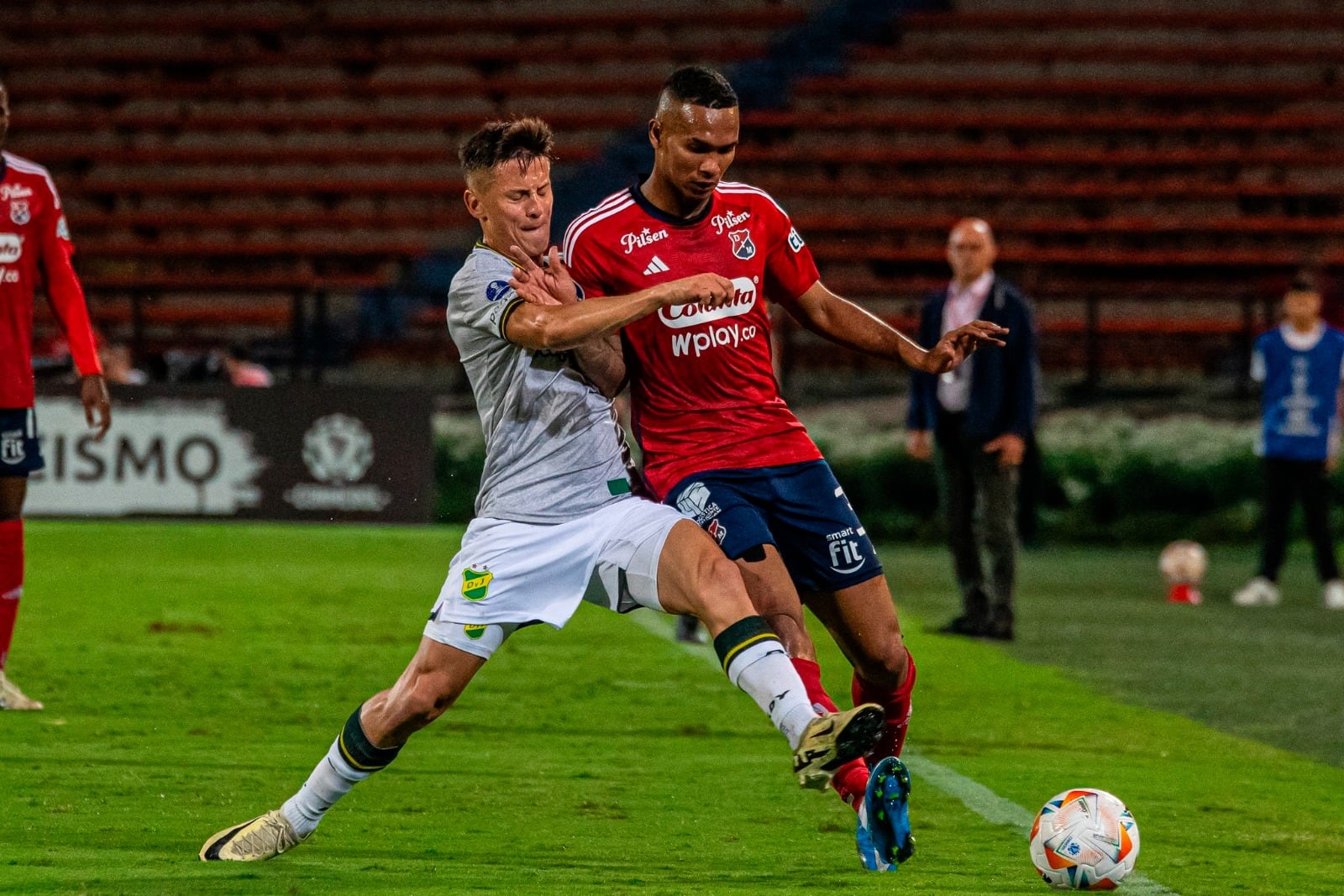 El Halcón no pudo ante DIM en Colombia