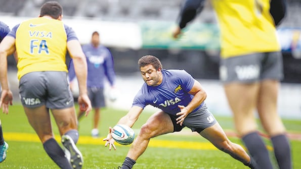 Los Pumas se entrenan en Durban a la espera del choque de este mediodía.