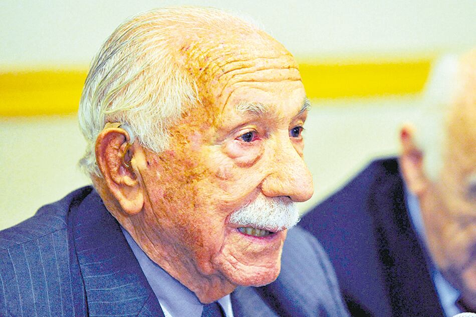 En 2005, Darío Rivas consiguió exhumar a su padre de la fosa común en la que estaba enterrado.