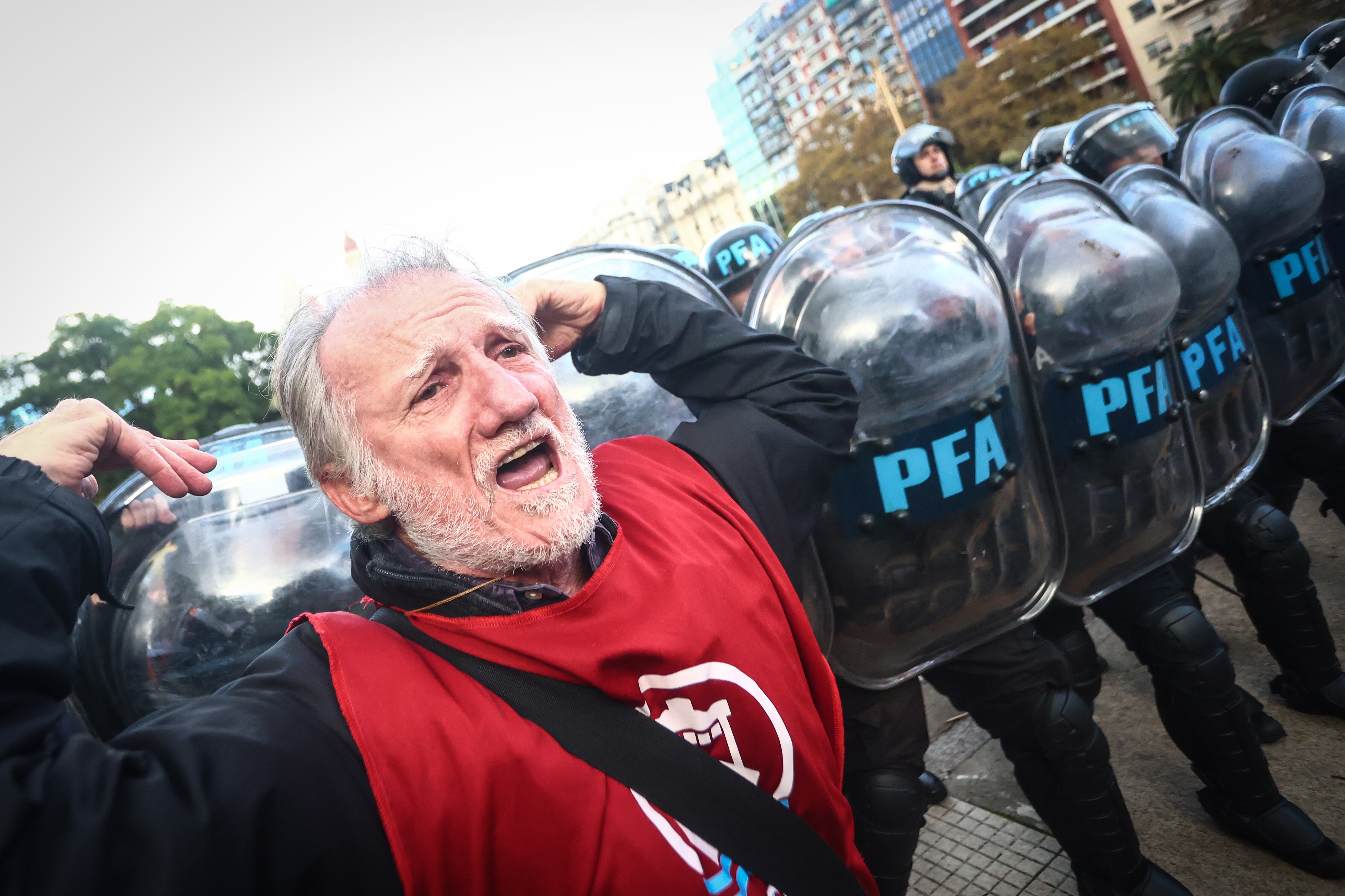 Ni Una Menos y los trabajadores del Garrahan se sumarán a la movilización de los jubilados