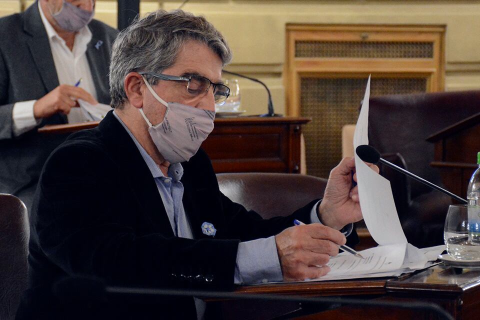 Traferri, senador por el departamento San Lorenzo.