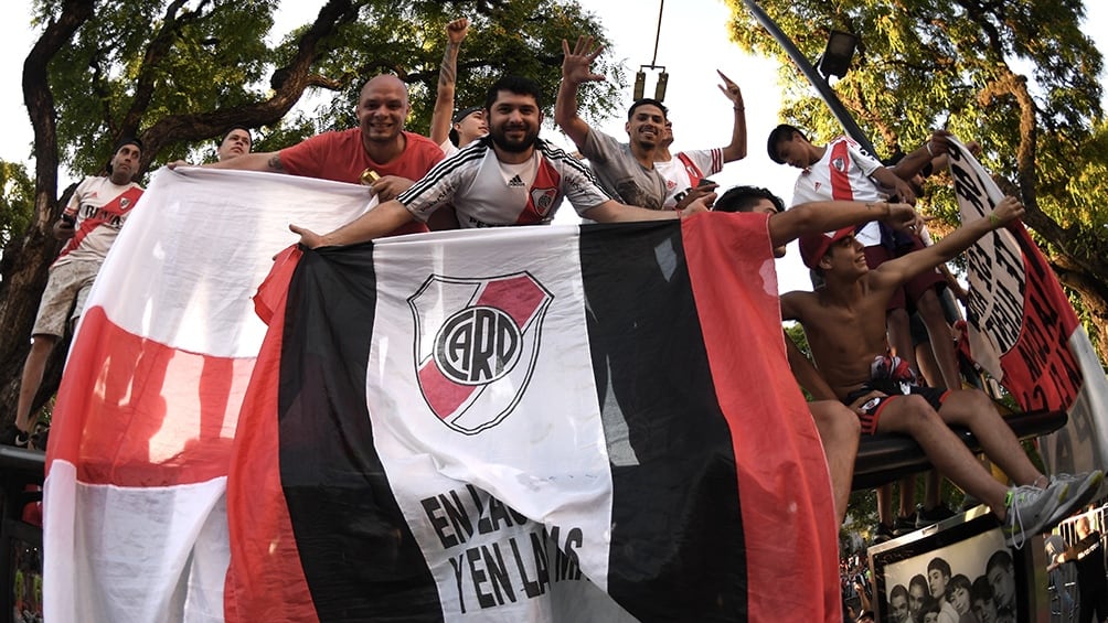 La hinchada de River ya prepara su nuevo cantito para la vuelta del fútbol.