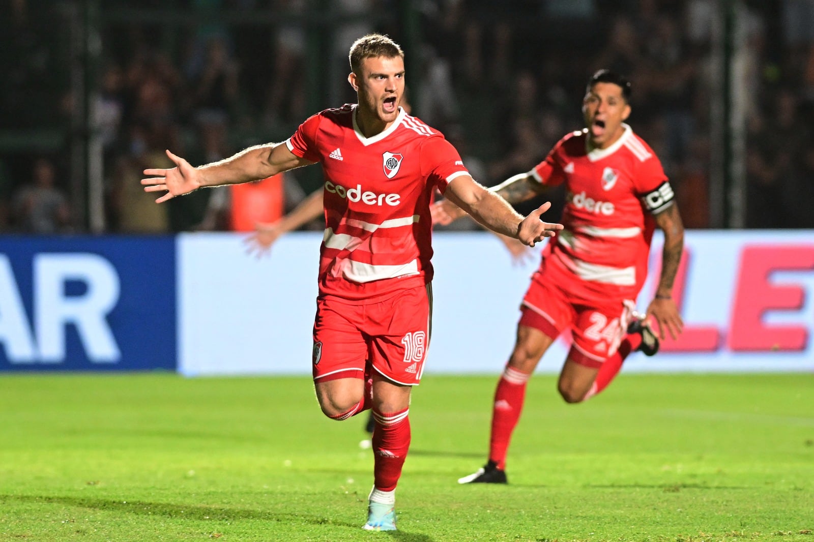 Beltrán volvió a festejar un gol para que River siga sumando 