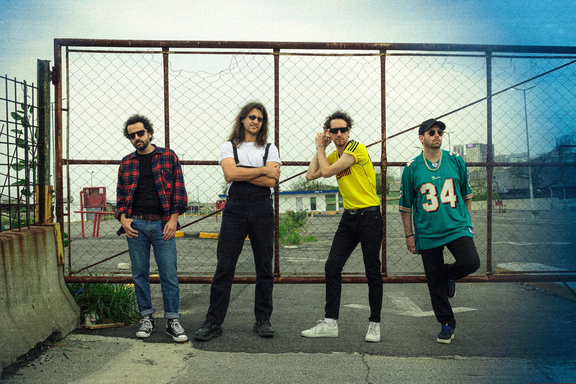 Viva Elástico estrenó Vivo La Plata, EP en directo que recupera su paso por el Festi Aire en esa ciudad, donde volverá a tocar el 6/12