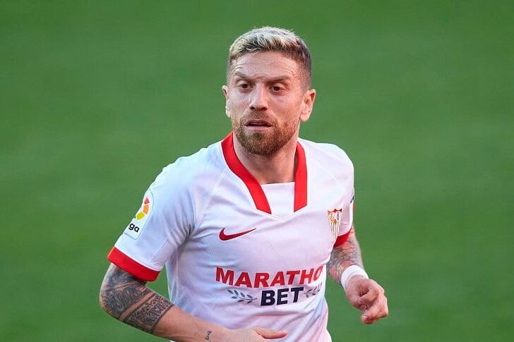 El Papu Gómez, jugador del Sevilla, sería uno de los futbolistas que no podrían venir si se mantiene el conflicto