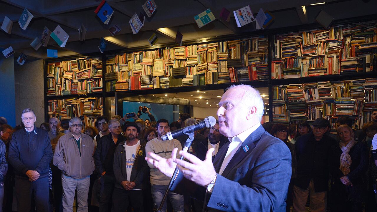 "Priorizar la cultura es un derecho y una obligación del Estado garantizarlo", dijo Lifschitz.