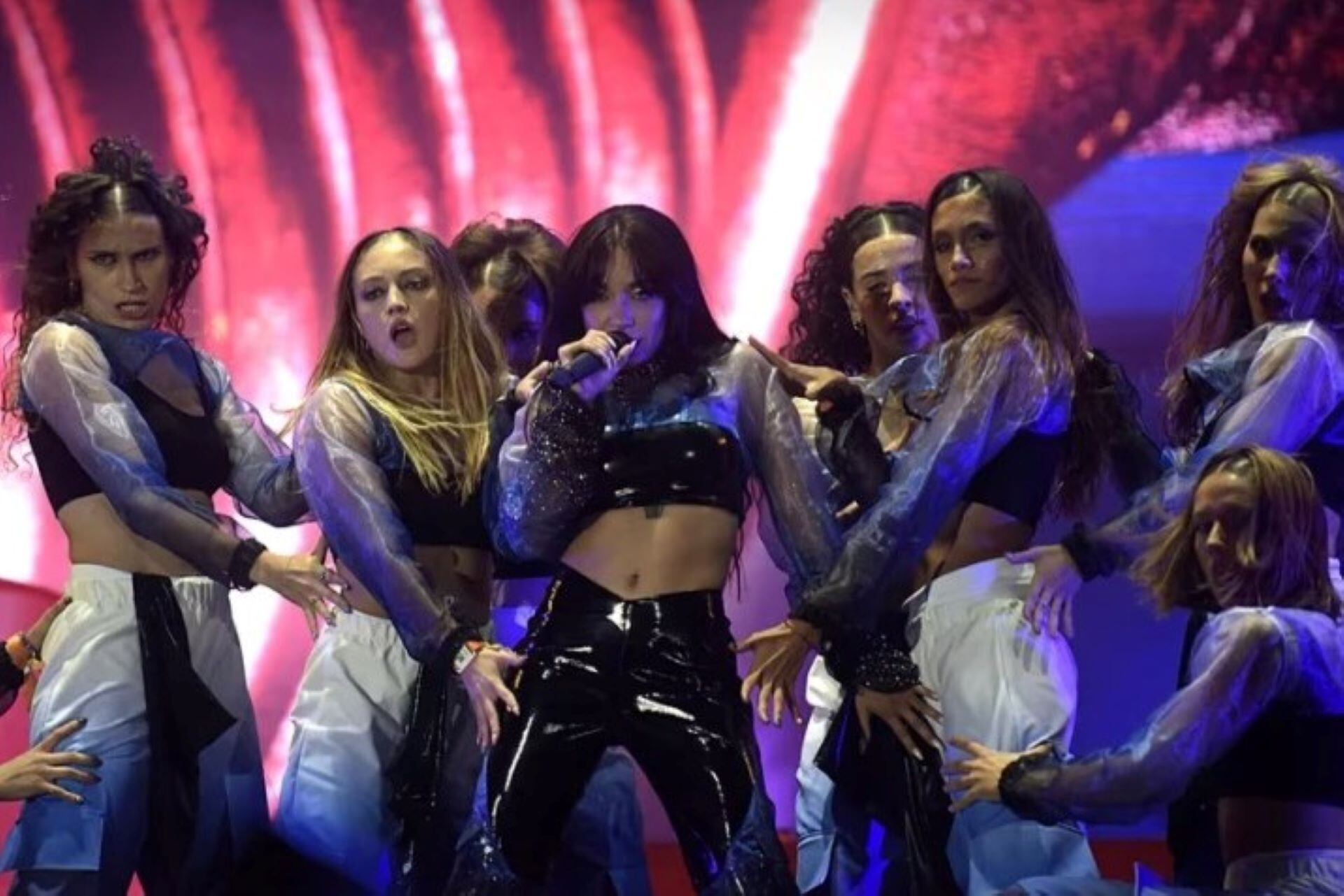 María Becerra en Lollapalooza 2023. Anunció que fromará parte del soundtrack de "Rápidos y furiosos 10" que se estrena el 18 de mayo.