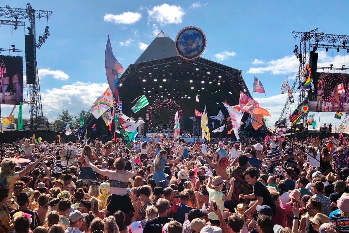 El Pyramid Stage es el escenario más importante del festival.