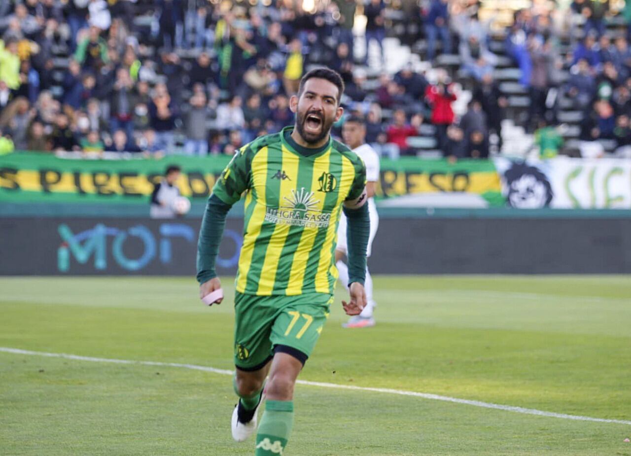 Cauteruccio anotó el gol con el que Aldosivi cortó su mala racha