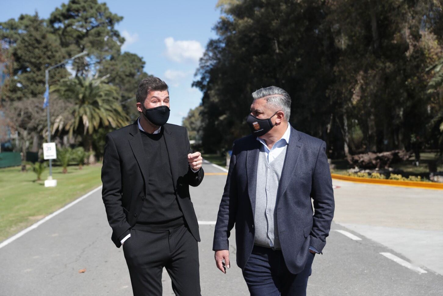 Marcelo Tinelli y Claudio Tapia, en un acto a fines de 2020
