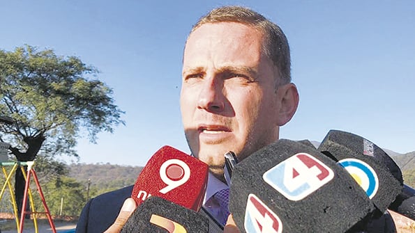 “Espero que ordenen la medida que debo tomar”, declaró Pullen Llermanos.