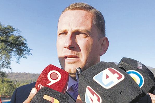 “Espero que ordenen la medida que debo tomar”, declaró Pullen Llermanos.