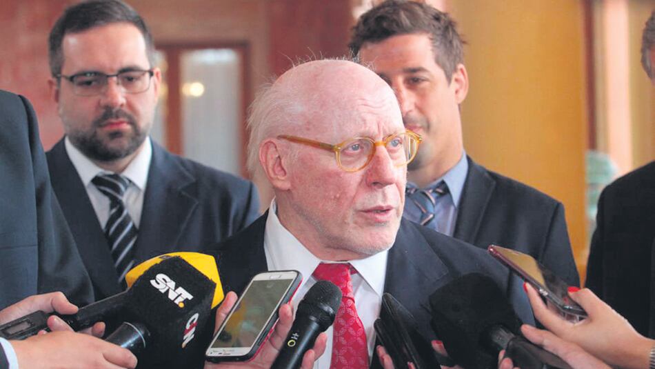 Julio Crivelli, de la Cámara de la Construcción y despedidor frustrado.