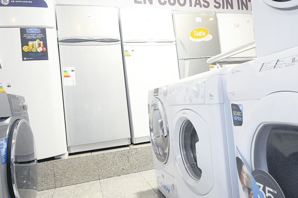 El rubro electrodomésticos y artículos electrónicos cayó 14,4 por ciento en marzo.