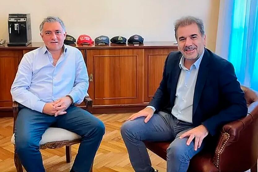 Cristian Ritondo junto al armador libertario Sebastián Pareja.