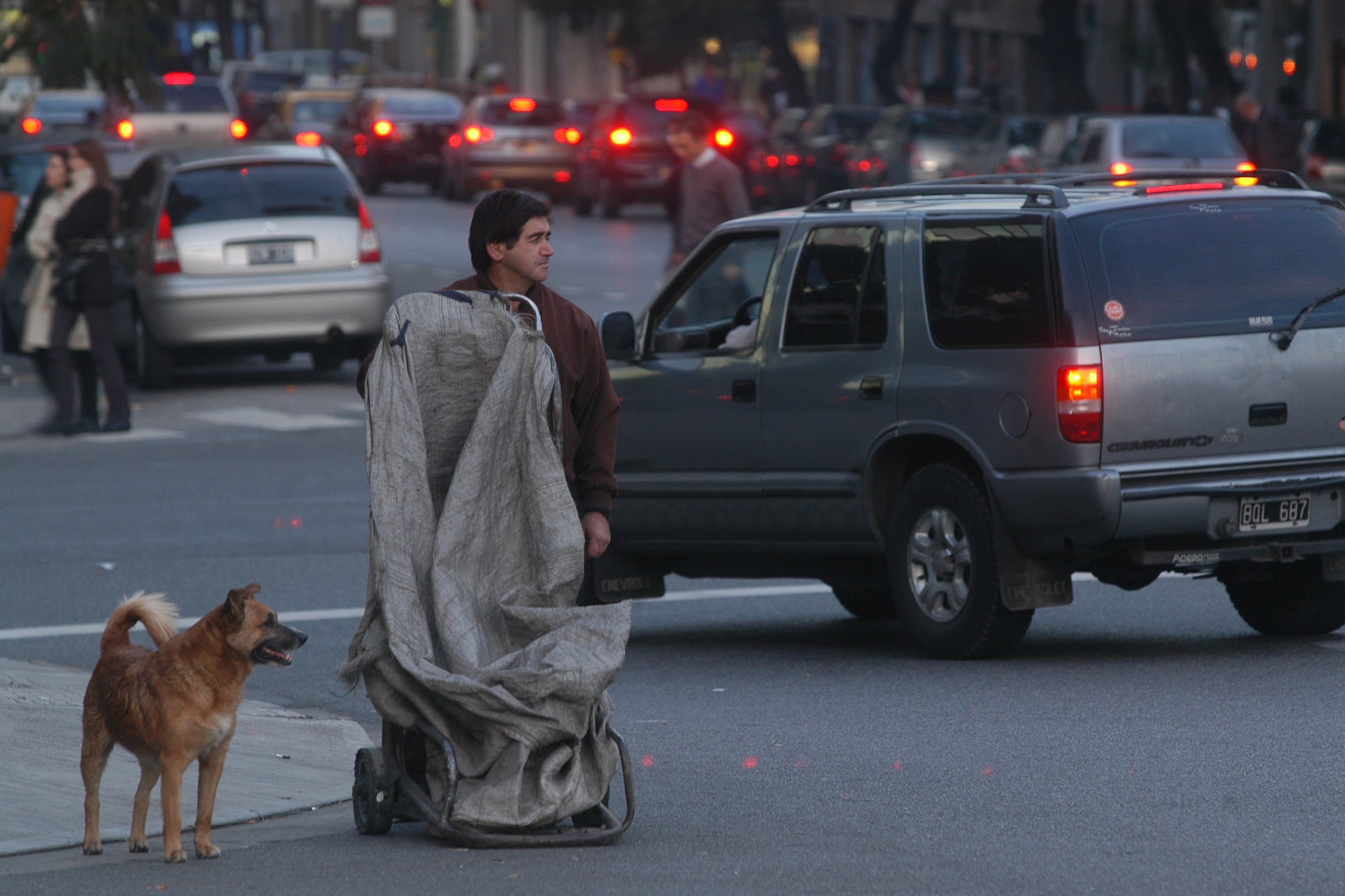 Las políticas neoliberales dejan como resultado pobreza y desempleo