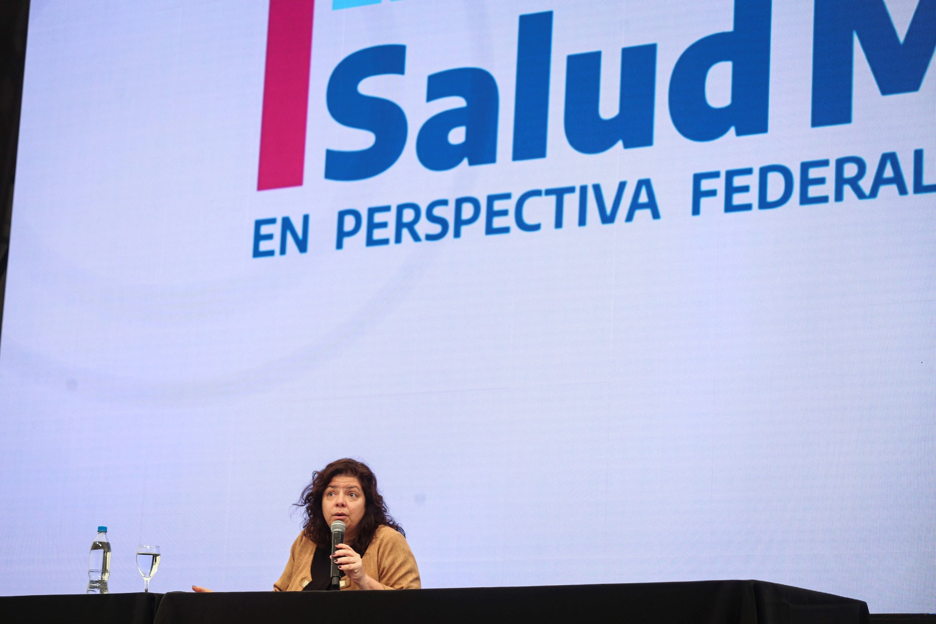 Vizzotti manifestó sentir "mucha emoción y orgullo" por haber concretado el Primer Encuentro Nacional de Salud Mental