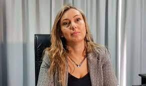 Fiscal, Virginia Carmona