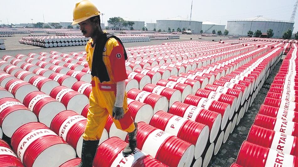 El barril del Brent cerró a 76,44 dólares.