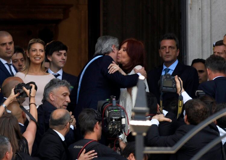 El saludo de la fórmula presidencial después de la asunción. 
