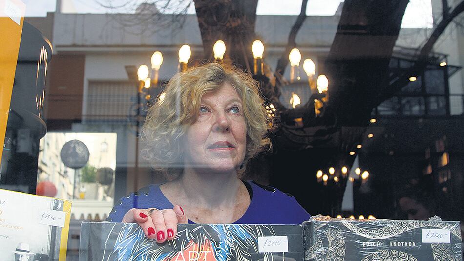 Tamara Kamenszain presentará su libro el próximo jueves en Eterna Cadencia, junto a Mario Cámara.