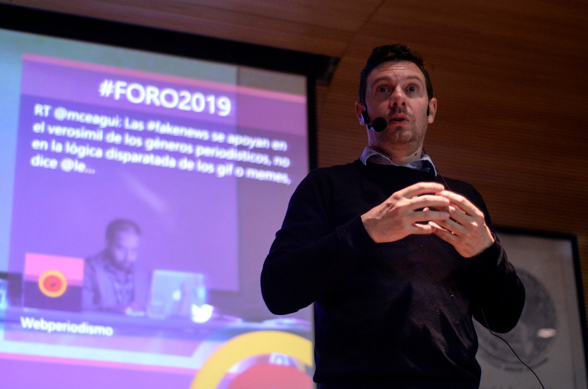 Murolo dirige la licenciatura en Comunicación Social de la Universidad Nacional de Quilmes.